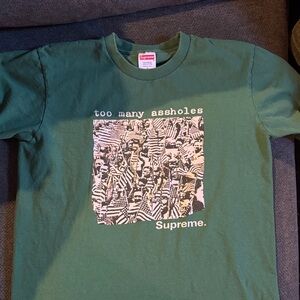 Supreme men’s small tee